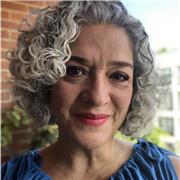 Insegnante madre lingua spagnola, offre lezioni private di spagnolo per ragazzi e adulti a Genova.
Insegnante di canto /tecnica vocale per ragazzi e adulti .
Sono una Cantante lirica che ha maturato esperienza di più di 20 anni. 
Livello C 1 di Italiano